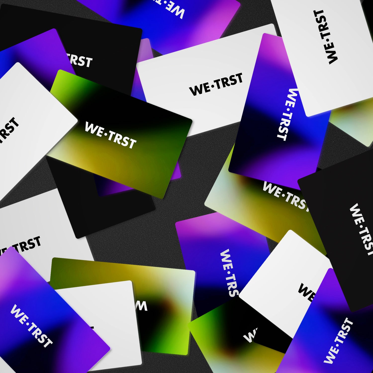 Kollektion digitaler WE•TRST Geschenkkarten in verschiedenen Farben und Designs, ideal für jeden Anlass.