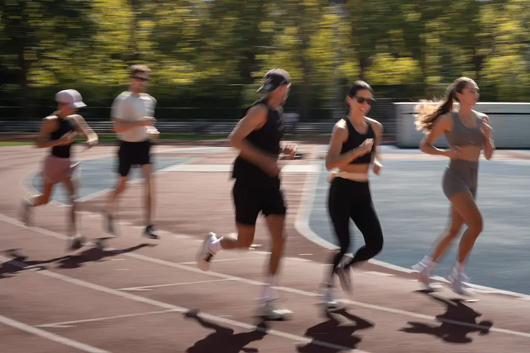 WE•TRST Run Club Zürich – Intervalltraining der Community auf der Tartanbahn